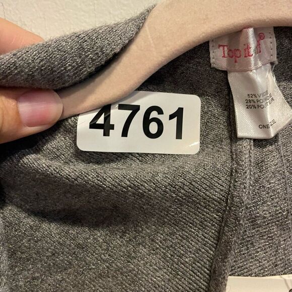 Top It Off The Keyhole Wrap Womens Gray Sweater Shawl OS Open Front Knit NWT - Picture 9 of 9